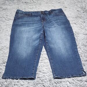 d.jeans Jeans Womens Size 16W Medium Wash Capri‎ Stretchy Comfort Fit D Jeans